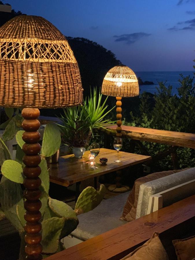 Large Bungalow With Sea View In Kabak Bay, Oeluedeniz Fethiye Exteriér fotografie