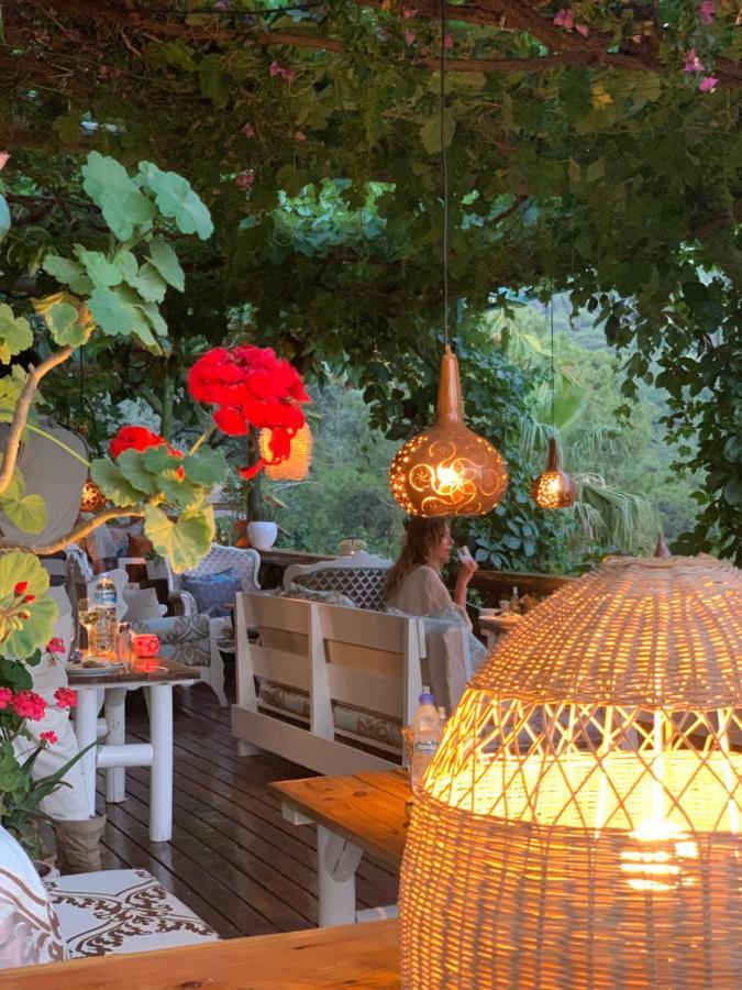Large Bungalow With Sea View In Kabak Bay, Oeluedeniz Fethiye Exteriér fotografie